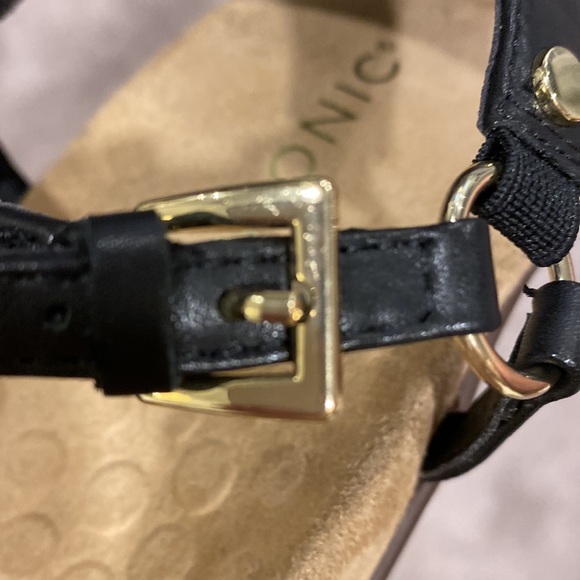 Vionic sandals - Picture 6 of 6